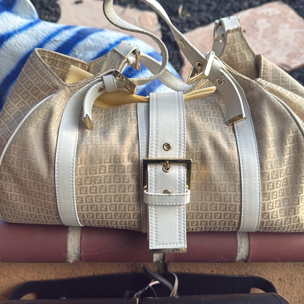 Fendi purse
